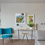 Adagio Paris Longchamp شقة فندقية
