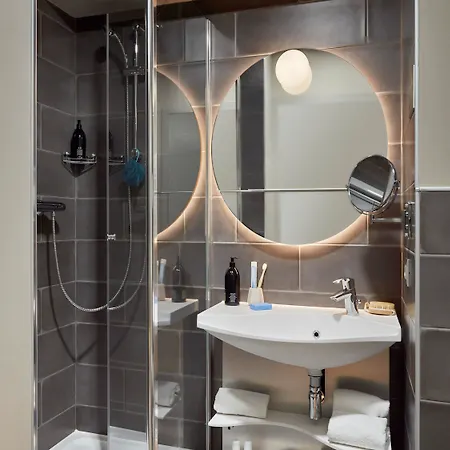 Adagio Paris Longchamp 4* Suresnes