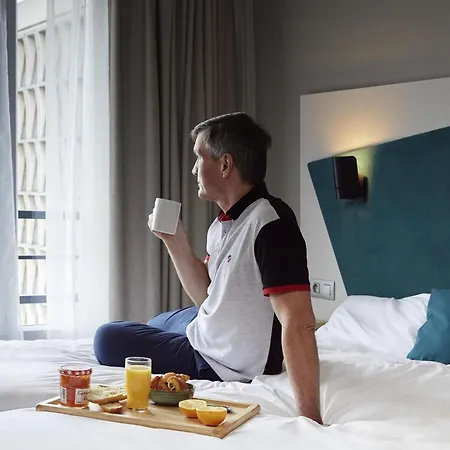 Adagio Paris Longchamp 4* Suresnes