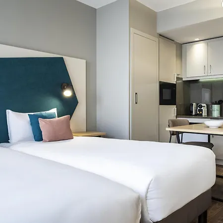 Adagio Paris Longchamp Lejlighedshotel 4*