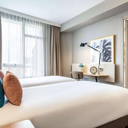 Adagio Paris Longchamp 아파트호텔 쉬렌