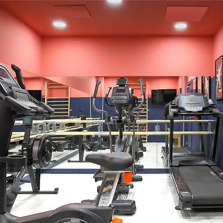 Adagio Paris Longchamp 쉬렌