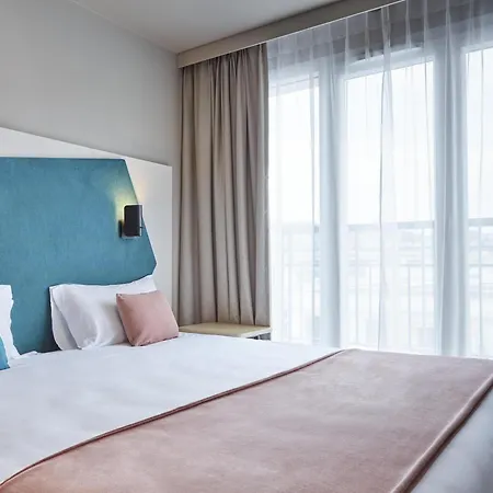 Adagio Paris Longchamp Lejlighedshotel Suresnes