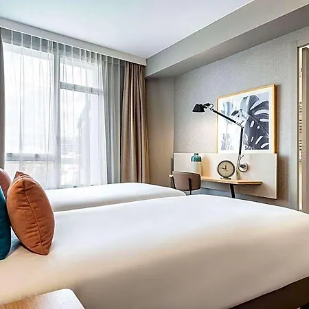 Adagio Paris Longchamp Suresnes