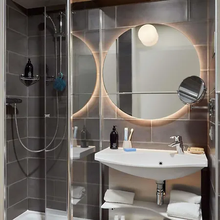 Adagio Paris Longchamp 4* Suresnes